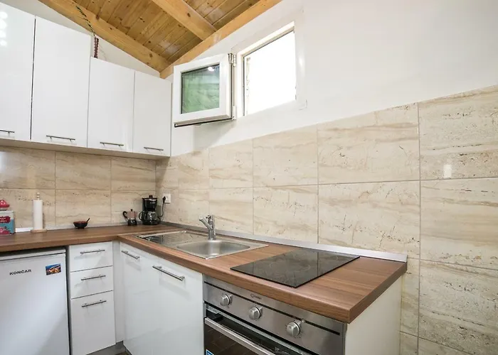 Midtown Center Апартаменты